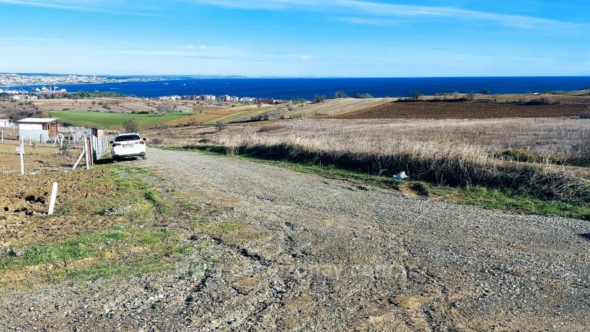 Preisgünstiges Grundstück Mit Freiem Blick Auf Meer, Natur Und Stadt, Bebauungsplan Für 20 % Zweigeschossige Bebauung.