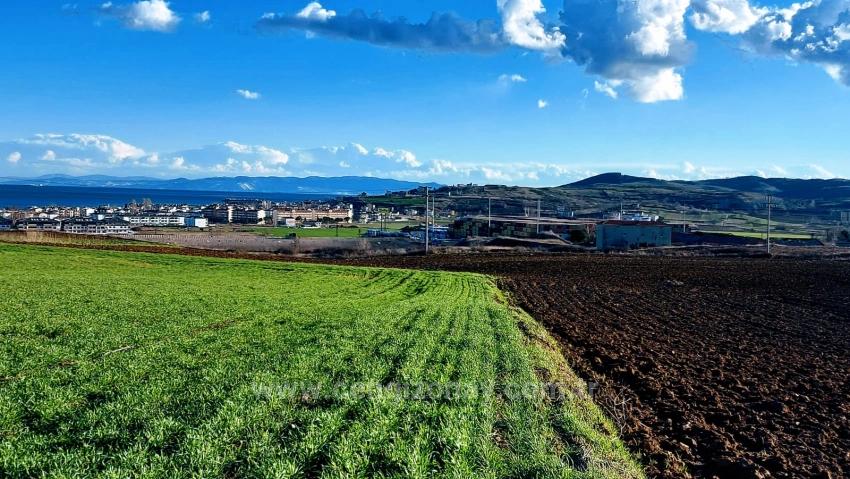 Eine Großartige Gelegenheit Für Alle, Die Eine Immobilie Mit Freiem Meer- Und Naturblick Kaufen Oder Verkaufen Möchten, Nur 1 Km Von Kumbağa Entfernt.