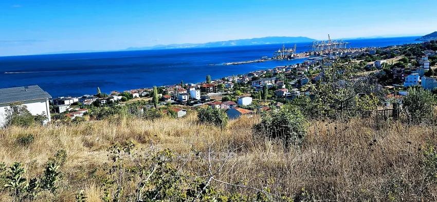 Ein Erstklassiges Grundstück, Geeignet Für Ein Projekt Mit 2 Luxusvillen Mit Freiem Blick Auf Meer Und Natur.