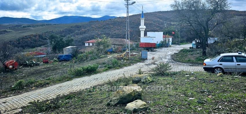 **Keine Anteile, Einzelgrundstück** Schnäppchengrundstück Für Liebhaber Von Dorfhäusern**