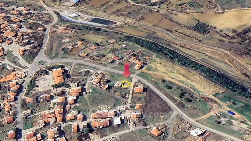 Hohe Renditegarantie – Schnäppchen-Eckgrundstück, Geeignet Für 8 1+1-Apartmentprojekte