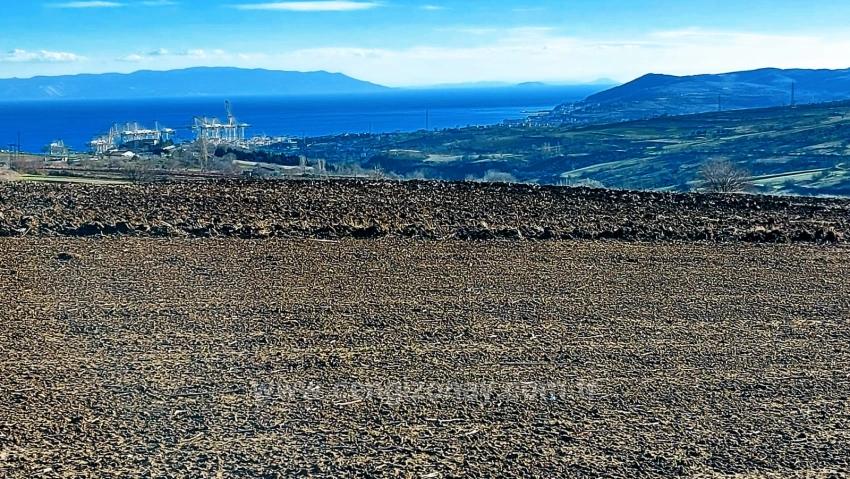 Gelegenheitsland In Der Fabrikregion, In Der Gegend, Die Kurzfristig Hohe Gewinne Erzielen Wird