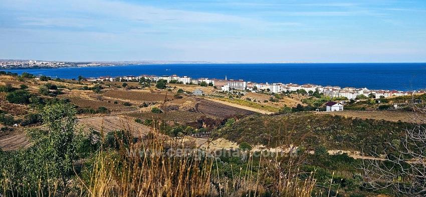 Schnäppchen: 1.150 M² Großes Grundstück Mit Vollem Meerblick Im Viertel Tekirdağ Topağaç