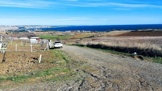 Preisgünstiges Grundstück Mit Freiem Blick Auf Meer, Natur Und Stadt, Bebauungsplan Für 20 % Zweigeschossige Bebauung.