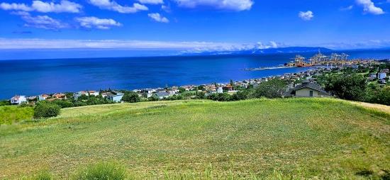 15 Luxuriöse Villen Mit Einzigartigem Panoramablick Auf Meer Und Natur, Gelegen In Einer Für Das Projekt Geeigneten Gegend.