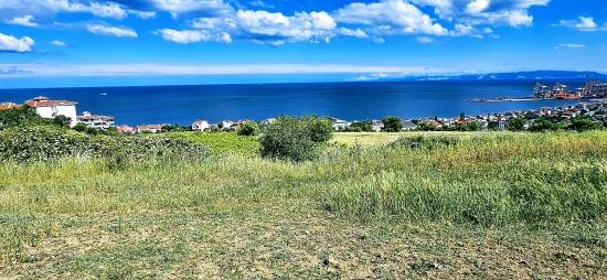 15 Luxuriöse Villen Mit Einzigartigem Panoramablick Auf Meer Und Natur, Gelegen In Einer Für Das Projekt Geeigneten Gegend.