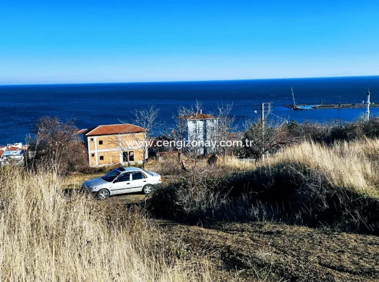 Unumgängliches Gelegenheitsgrundstück Mit Der Möglichkeit, 3 Luxusvillen Mit Vollem Meerblick Zu Bauen