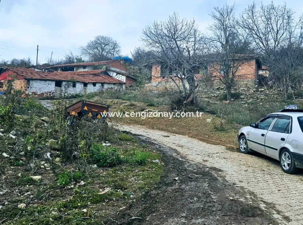 Gelegenheit Eckland Für Enthusiasten, Die Ein Dorfhaus Für Den Dringenden Verkauf Bauen Möchten