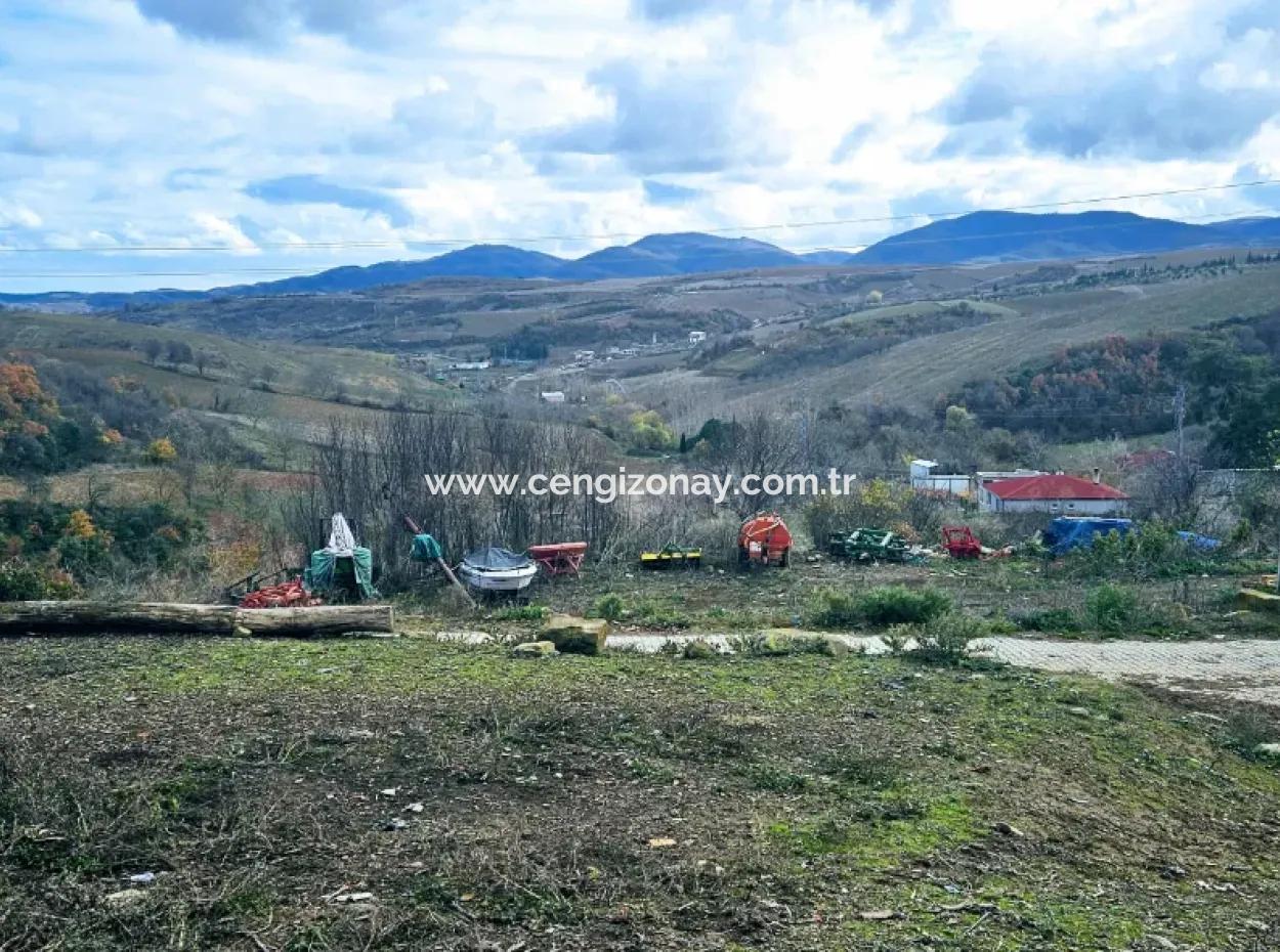 Gelegenheit Eckland Für Enthusiasten, Die Ein Dorfhaus Für Den Dringenden Verkauf Bauen Möchten