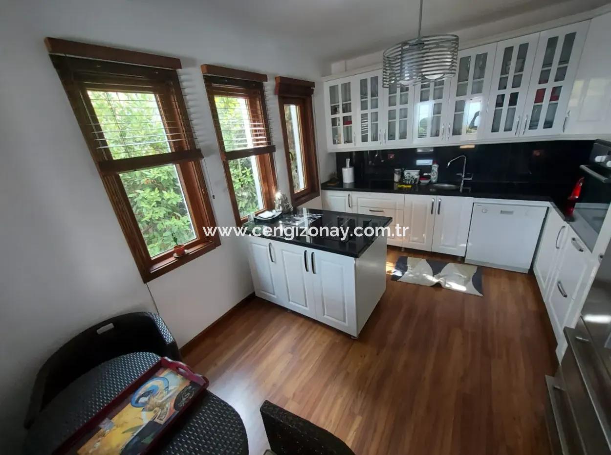 Luxuriöse Ultra-Villa Mit Tauschpool Und Tiefgarage