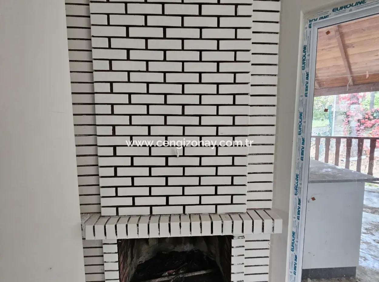 Schnäppchen Sie Freistehende Maisonetten Zum Preis Der Wohnung Ohne Kosten, Die Für Den Austausch Von Barkrediten Geeignet Sind