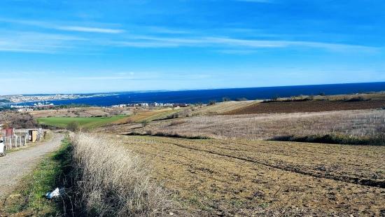 Preisgünstiges Grundstück Mit Freiem Blick Auf Meer, Natur Und Stadt, Bebauungsplan Für 20 % Zweigeschossige Bebauung.