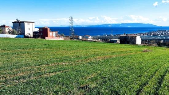 Eine Großartige Gelegenheit Für Alle, Die Eine Immobilie Mit Freiem Meer- Und Naturblick Kaufen Oder Verkaufen Möchten, Nur 1 Km Von Kumbağa Entfernt.