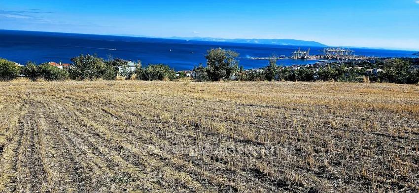 A Prime Plot Of Land Suitable For A Project Of 2 Luxury Villas With Full Sea And Nature Views.