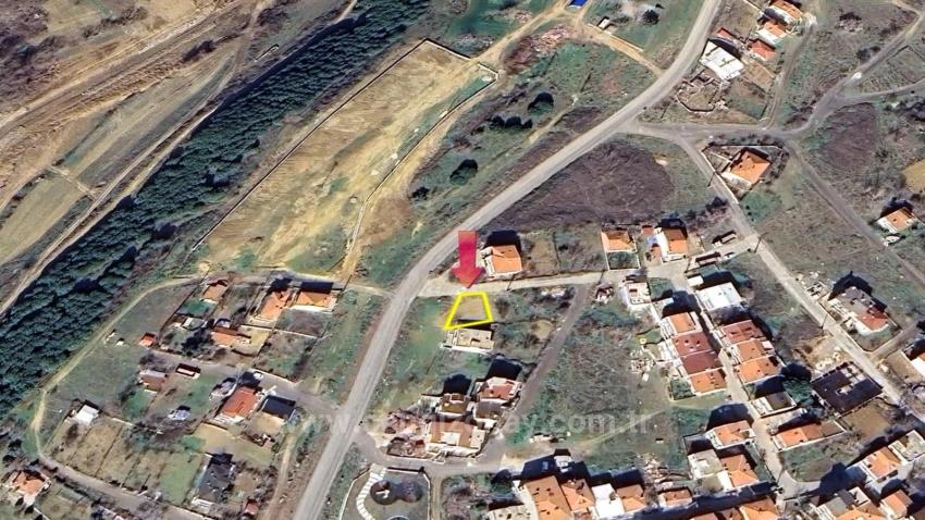 Land For sale in Barbaros Nbh. Süleymanpaşa Kumbağ - Housing Zoned - 176 m²