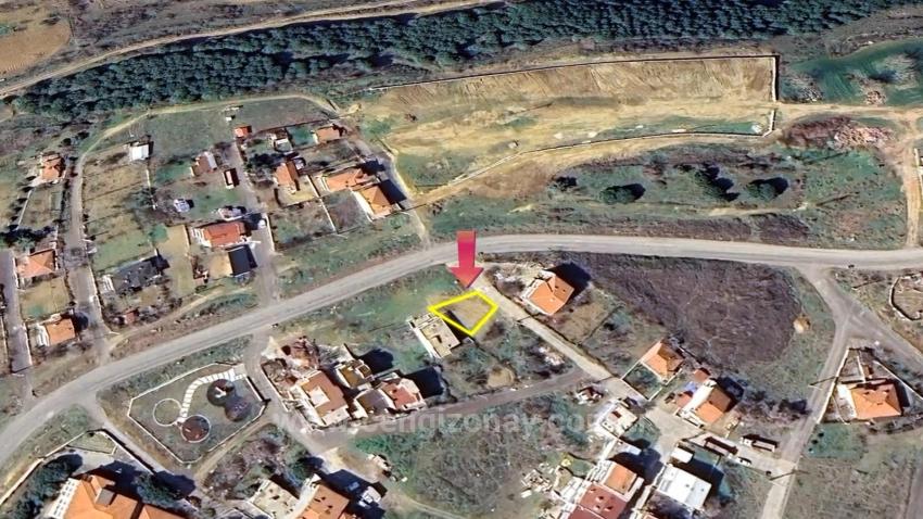 Land For sale in Barbaros Nbh. Süleymanpaşa Kumbağ - Housing Zoned - 176 m²