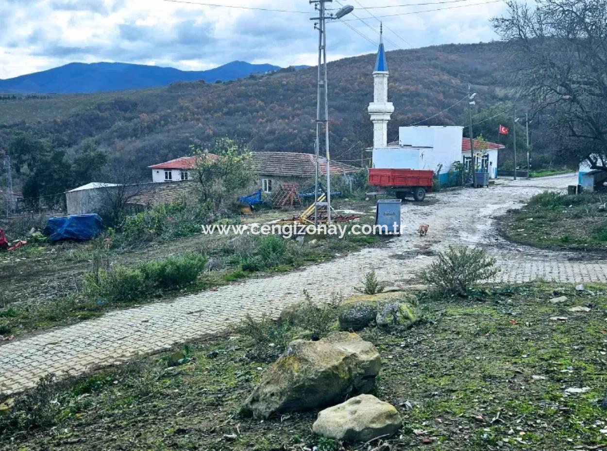 Opportunity Corner Land For Enthusiasts Who Want To Build A Village House For Urgent Sale