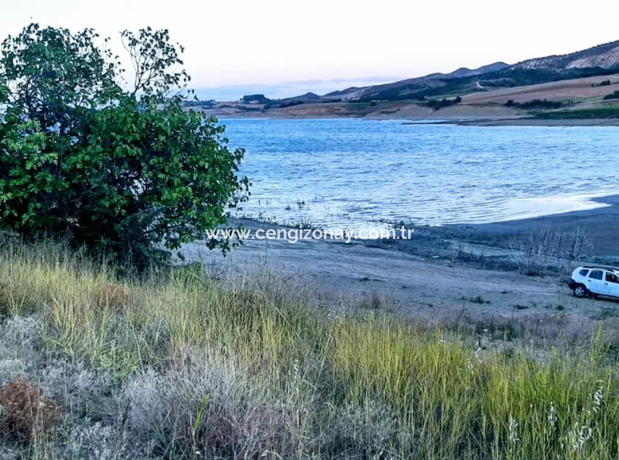 Tekirdağ Yeniköyde For Sale 3.000 M2 Field For Sale With Pond Facing
