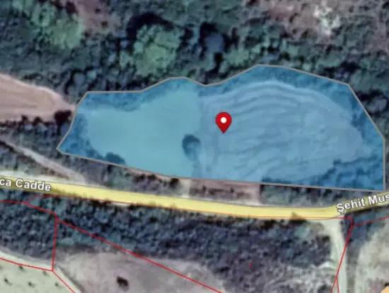 Located In Tekirdağ Süleymanpaşa Yeniköy District, This 5,500 Square Meter Field By The Stream