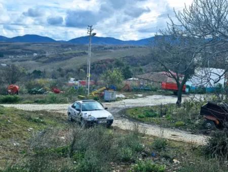 Opportunity Corner Land For Enthusiasts Who Want To Build A Village House For Urgent Sale