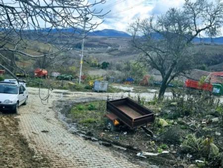 Opportunity Corner Land For Enthusiasts Who Want To Build A Village House For Urgent Sale