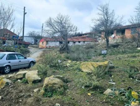 Opportunity Corner Land For Enthusiasts Who Want To Build A Village House For Urgent Sale