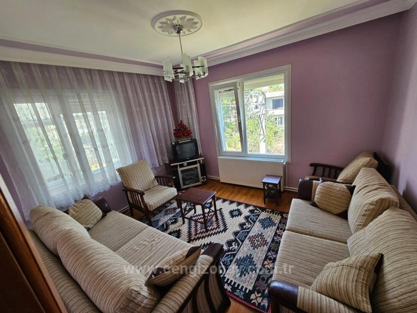 Продается Здание Целиком, 6 Квартир, 3+1, 2 Квартиры, 210 М2, Рабочее Место