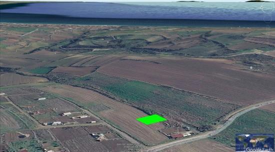Выгодный Земельный Участок С Прекрасным Видом На Море, Природу И Город, Зонированный Под Застройку 20% Площади Двухэтажными Зданиями.