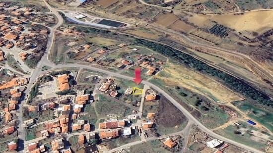 Гарантия Высокого Дохода. Угловой Участок По Выгодной Цене, Подходящий Для Проектов С 8 Квартирами 1+1.
