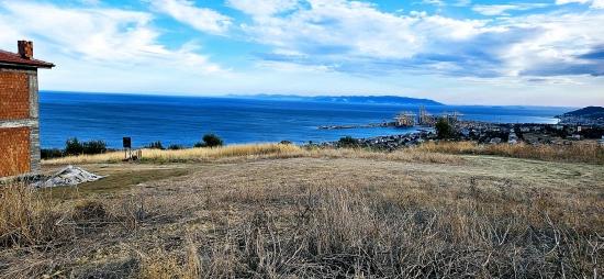 Земельный Участок С Великолепным Видом На Море И Природу, Очень Подходящий Для Строительства Частного Дома