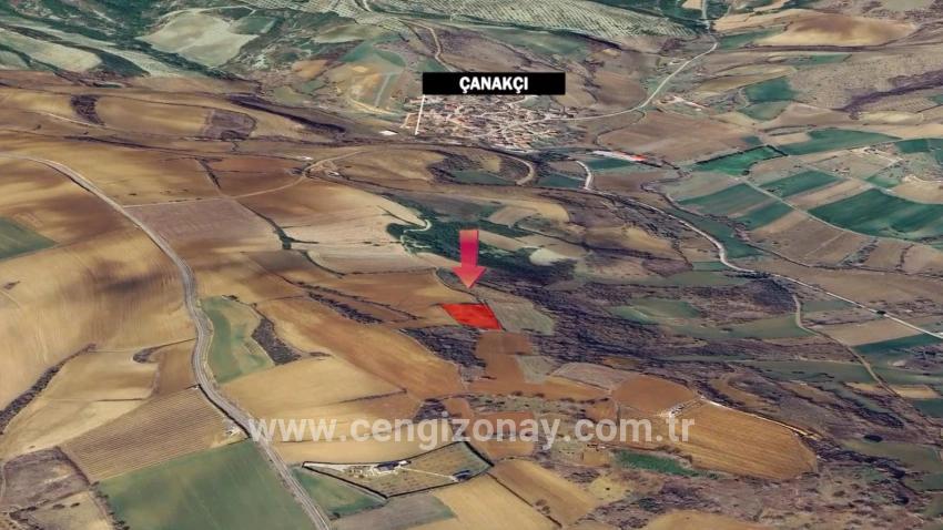 Для Продажи Земля в Çanakçı Süleymanpaşa - Под Поле застройку - 3.110 m²