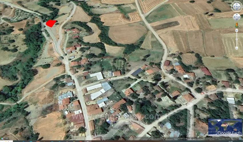 Köyevi Hayeli Kuranlara Tertemiz Ve Doğa İçinde Satılık Fırsat-Kelepir Arsa