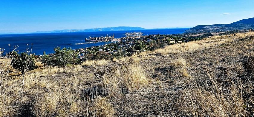 Harika Deniz Ve Doğa Manzarlı Alt Yapısı Hazır 530 M2 Köşe Arsa