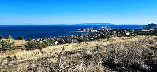 **zirve Noktada Panoramik Deniz Manzaralı** 530 M2 Kupon Köşe Arsa