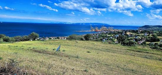 Acil Satılık Full Deniz Manzara Kooparetif Ve Site Yapımına Uygun 3.308 M2 Arsa