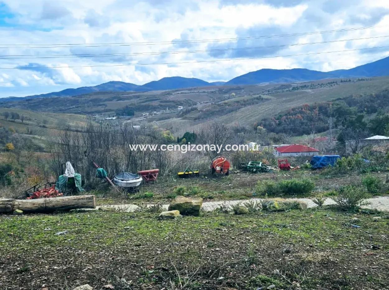 Acil Satılık Köyevi Yapmak İsteyen Meraklısına Fırsat Köşe Arsa