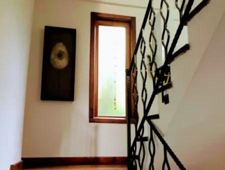 Takas+Nakit Havuzlu Kapalı Otaparklı Lüxs Ultra Villa