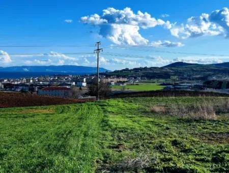 Tekirdağ Süleymanpaşa Barbaros'ta Bulunan Bu 11.100 M2 Konut İmarlı Arazi, Harika Bir Konumda Yer Alıyor.